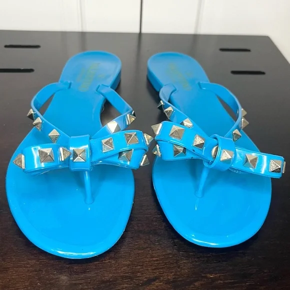 Valentino Garavani Rockstud Blue Rubber Casual Sandals - Picture 4 of 7